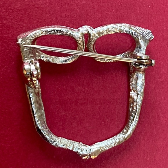 Vintage Eyeglasses Holder Pin - Picture 2 of 6